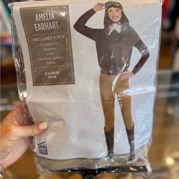Amelia Earhart Aviator Costume Set with Bomber Jacket, New in Packaging, XL - Picture 1 of 1